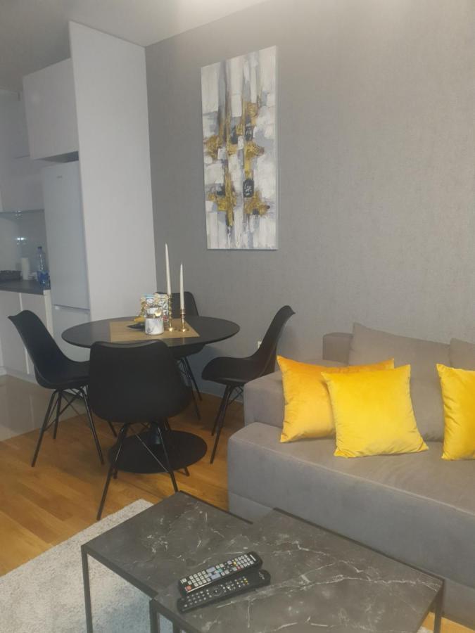 Apartamento Sajam 1 Novi Sad Exterior foto