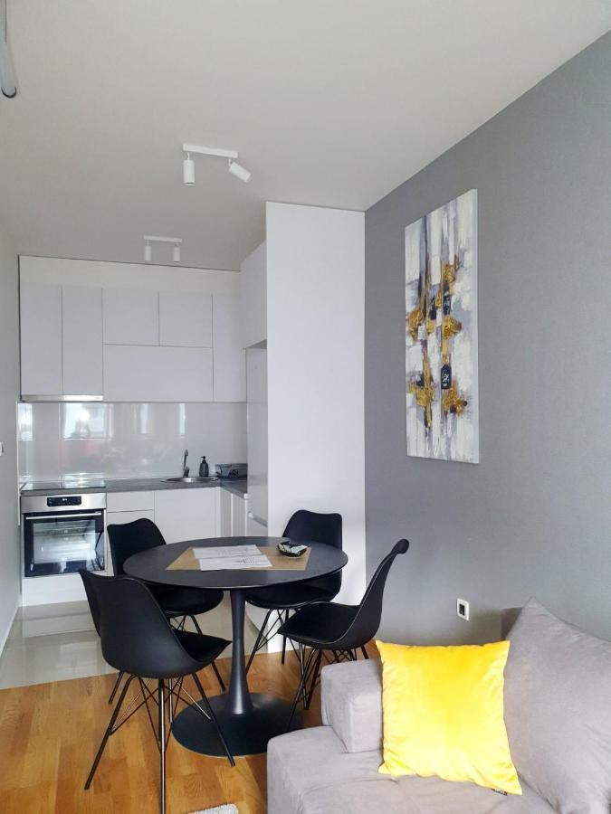 Apartamento Sajam 1 Novi Sad Exterior foto